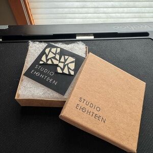 ✨ Handmade Porcelain Stud Earrings – Studio Eighteen ✨